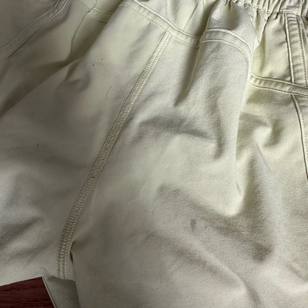 Lululemon tracker shorts - Picture 6 of 9